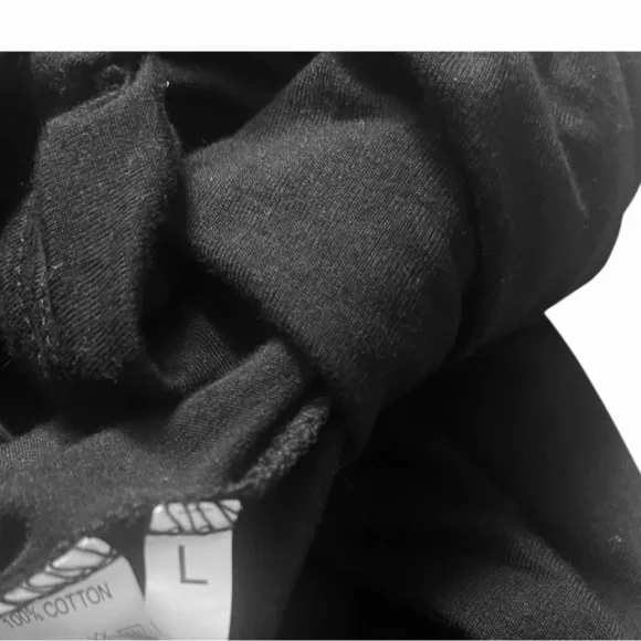 Vintage casual black top shirt L scooped neck line 3/4 ruched sleeve/hem graphic - Picture 12 of 12